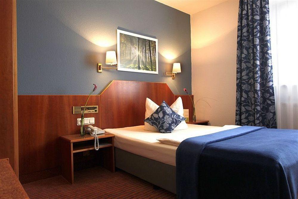 Kleefelder Hof Hotel Hannover Buitenkant foto