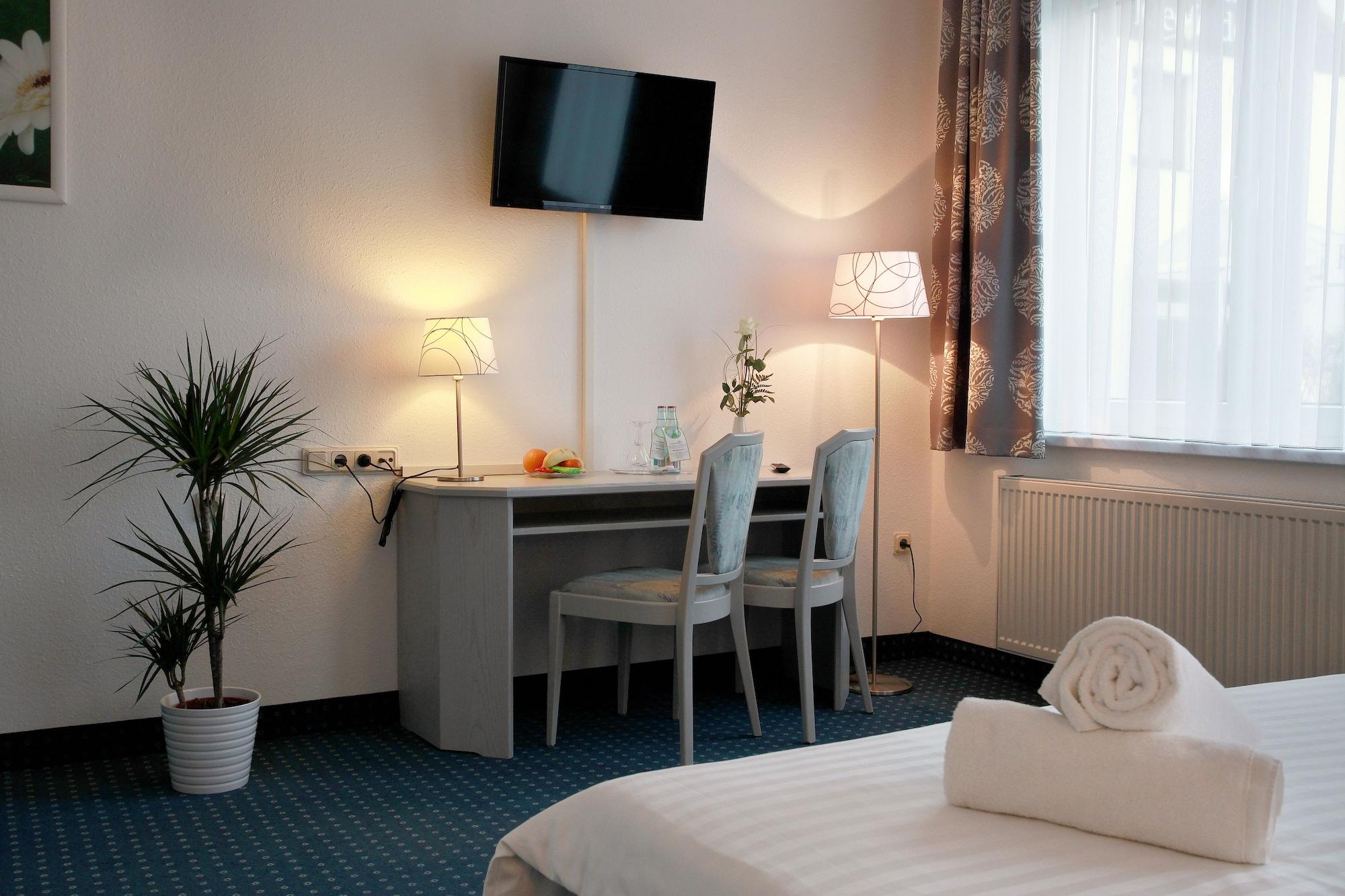 Kleefelder Hof Hotel Hannover Buitenkant foto
