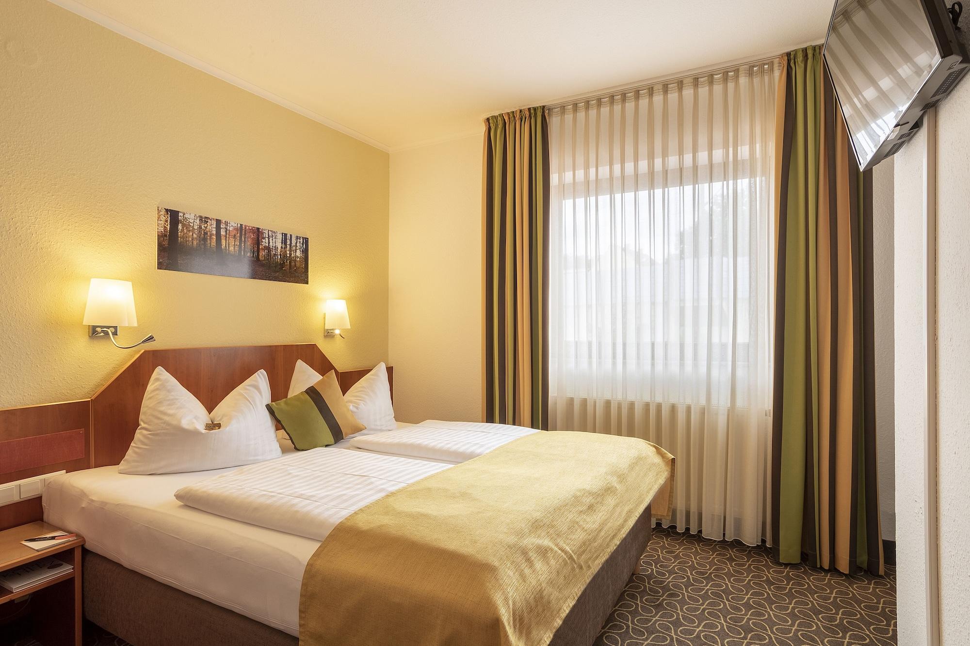 Kleefelder Hof Hotel Hannover Buitenkant foto