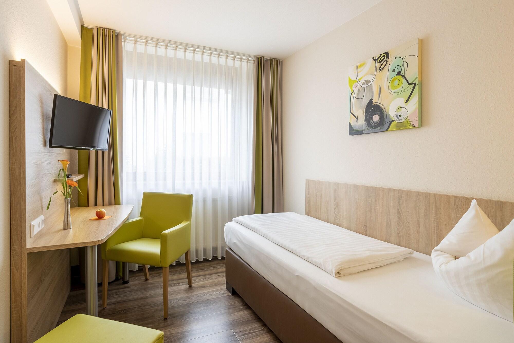 Kleefelder Hof Hotel Hannover Buitenkant foto